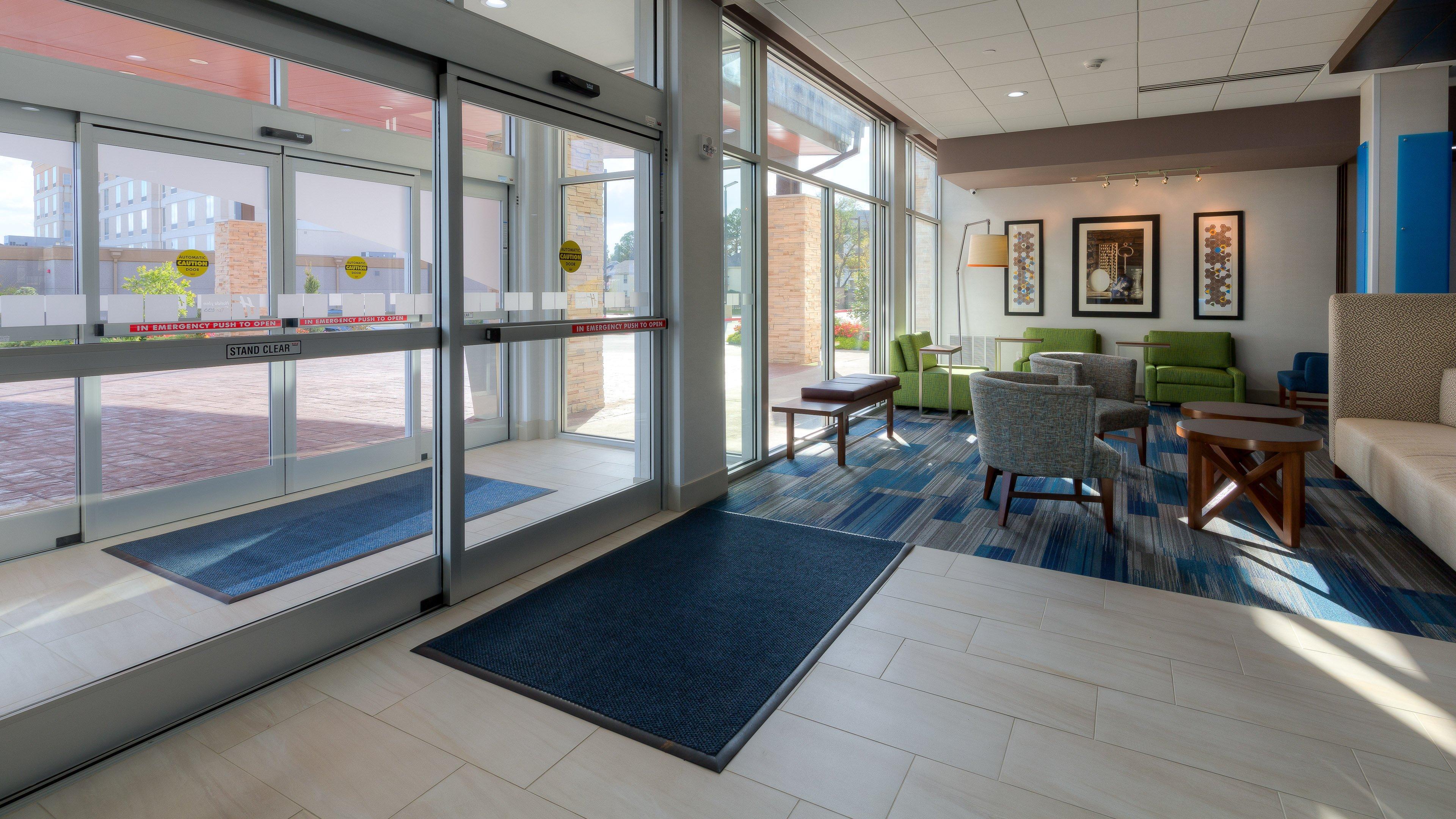 Holiday Inn Express & Suites Tulsa Midtown By Ihg Extérieur photo