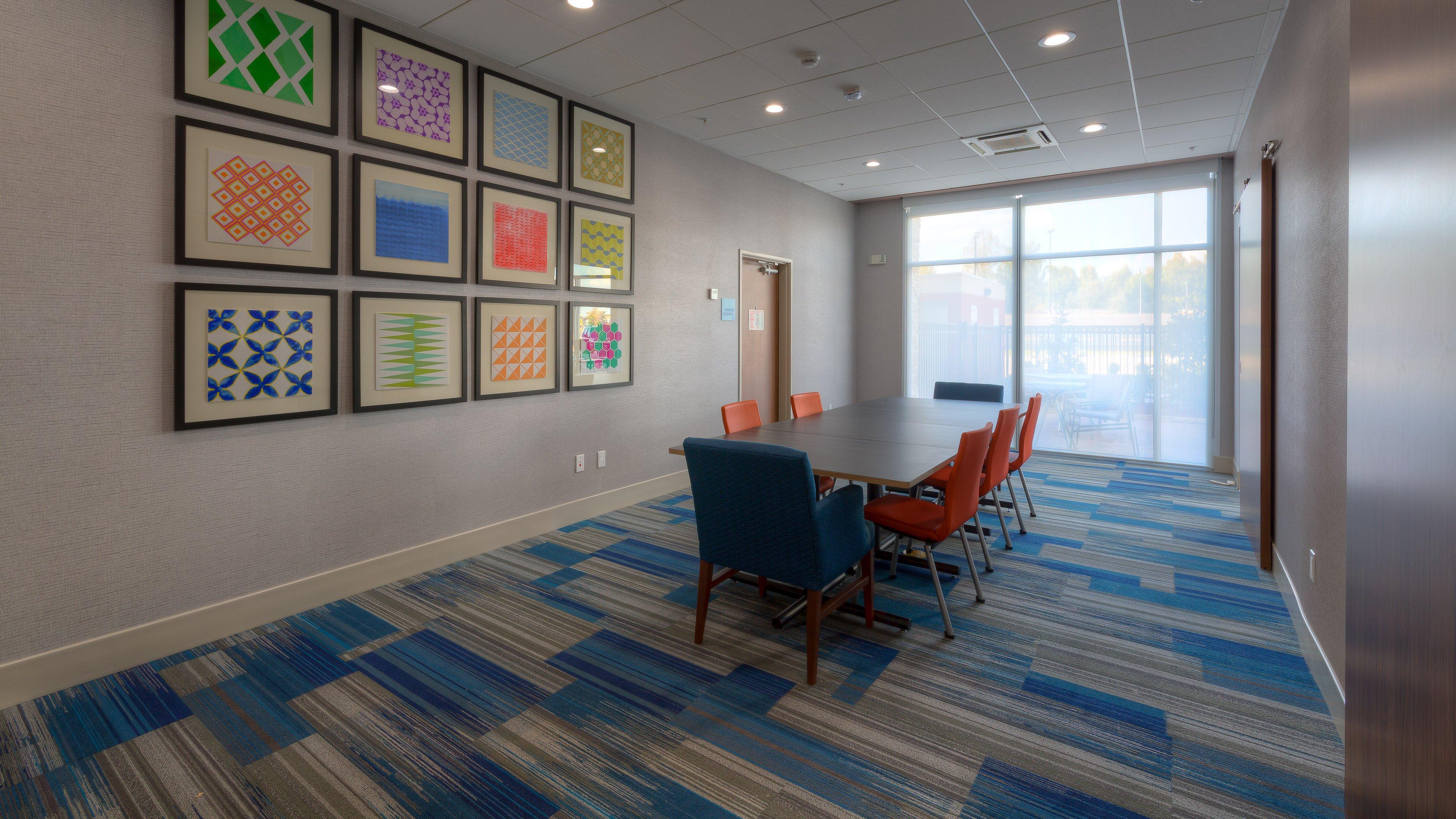 Holiday Inn Express & Suites Tulsa Midtown By Ihg Extérieur photo