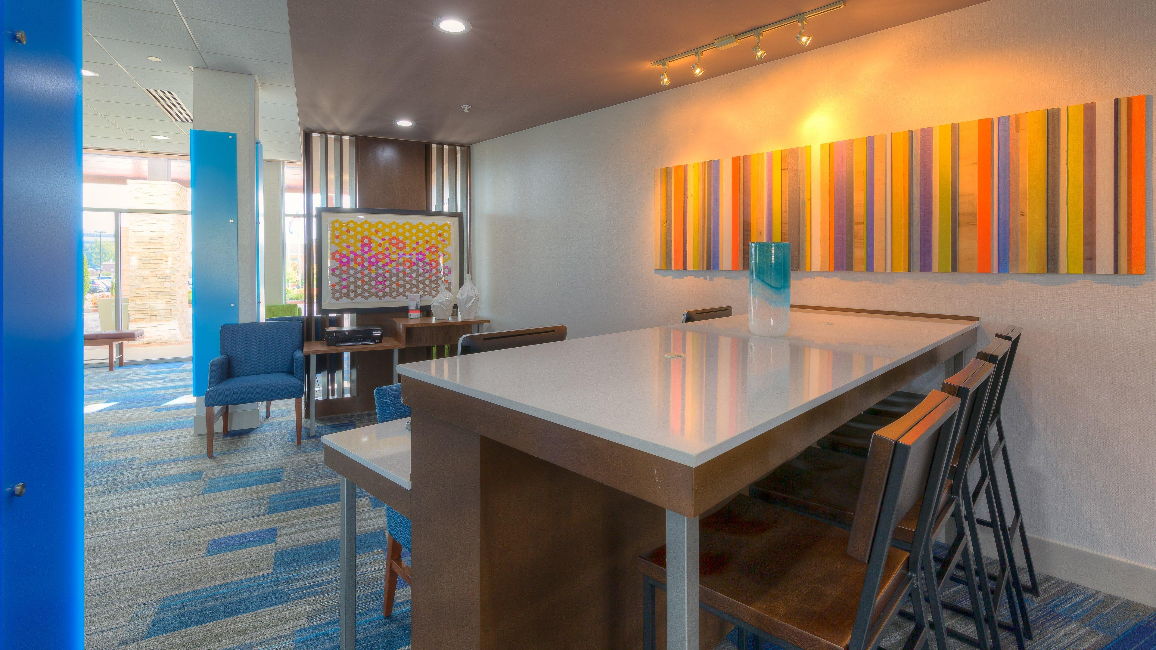 Holiday Inn Express & Suites Tulsa Midtown By Ihg Extérieur photo